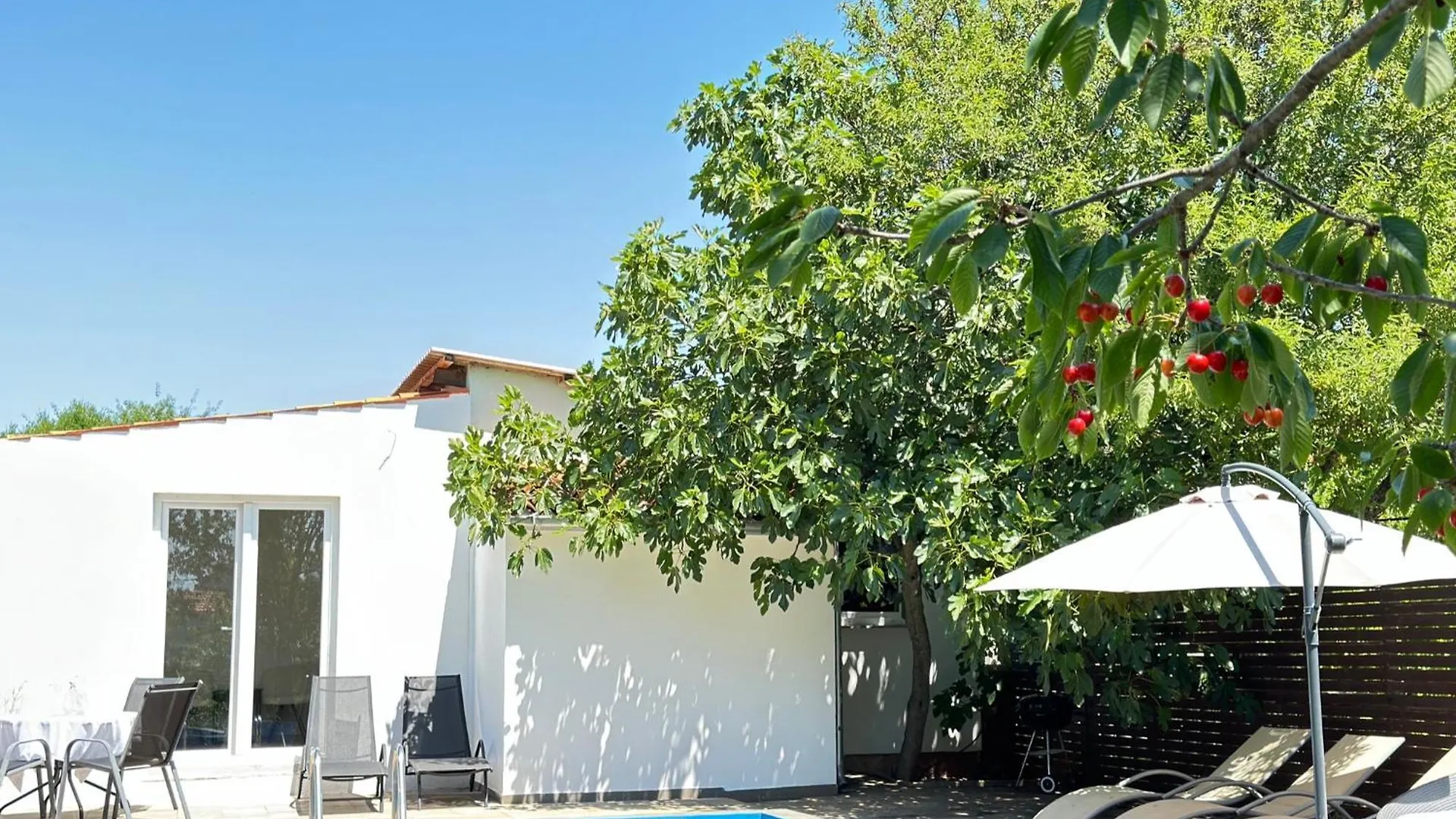 Appartamento Haus Rita Private Pool 4 Person 2Badroom
