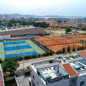 https://luxury-majpruz-suites.hotelinzadar.com