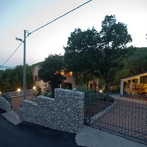 https://apartments-marinko.primorje-gorskikotar.com