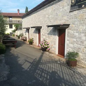  Apartment Dorma